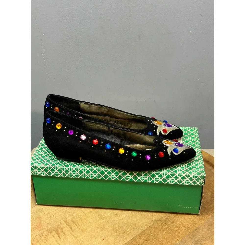 J. Renee Shoes Womens 7.5N Black Pendant Jeweled Pointed Toe Low Heel Vintage